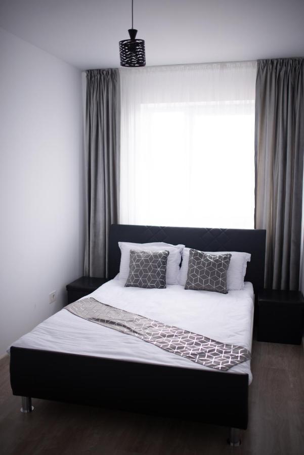 Apartament Denissia Oradea Exterior photo
