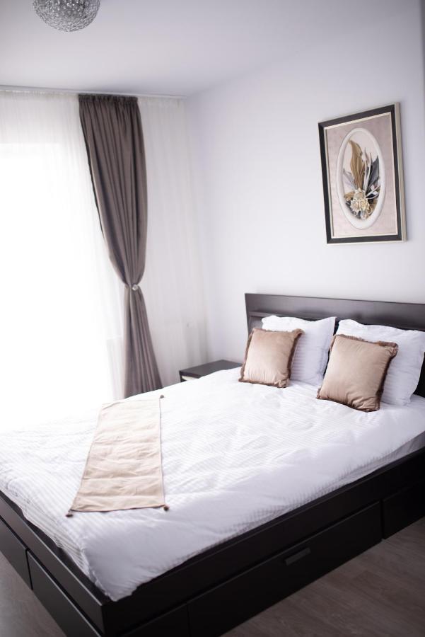 Apartament Denissia Oradea Exterior photo